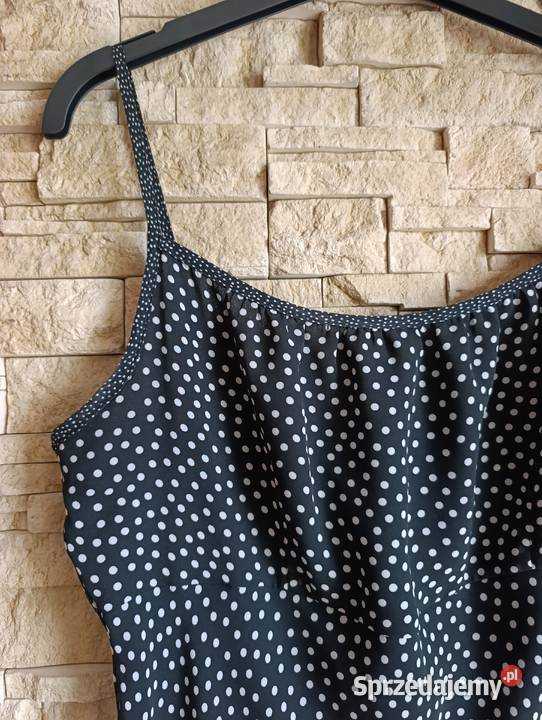 Sprzedam letnią sukienkę czarny Spódnice i sukienki Zambrów sprzedam