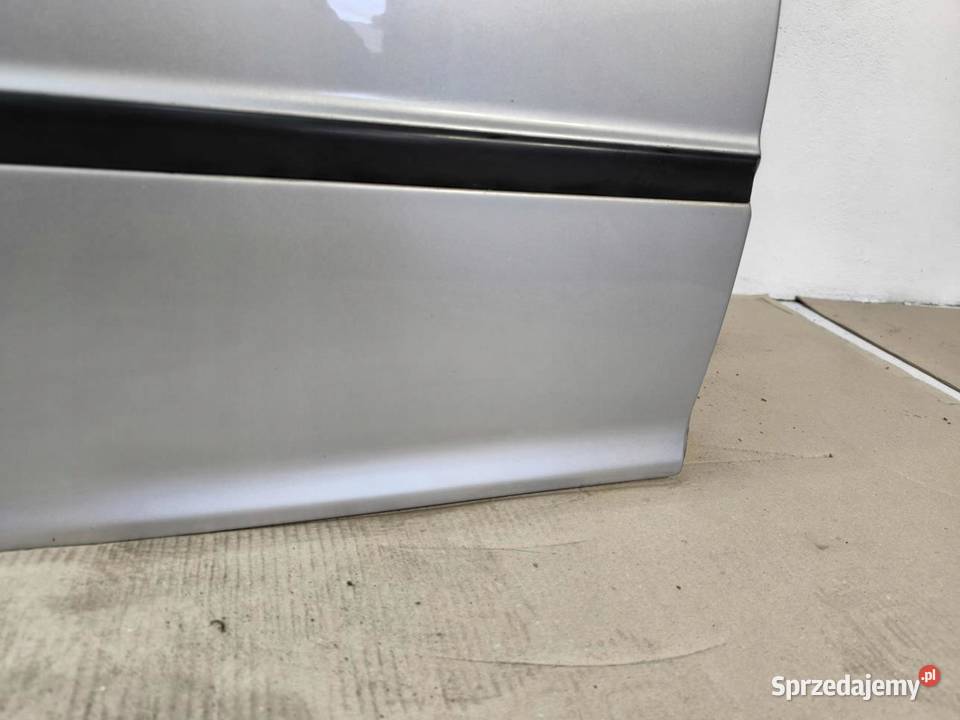 DRZWI KOMPLETNE PRAWY TYŁ 3547 E46 KOMBI LIFT sprzedam