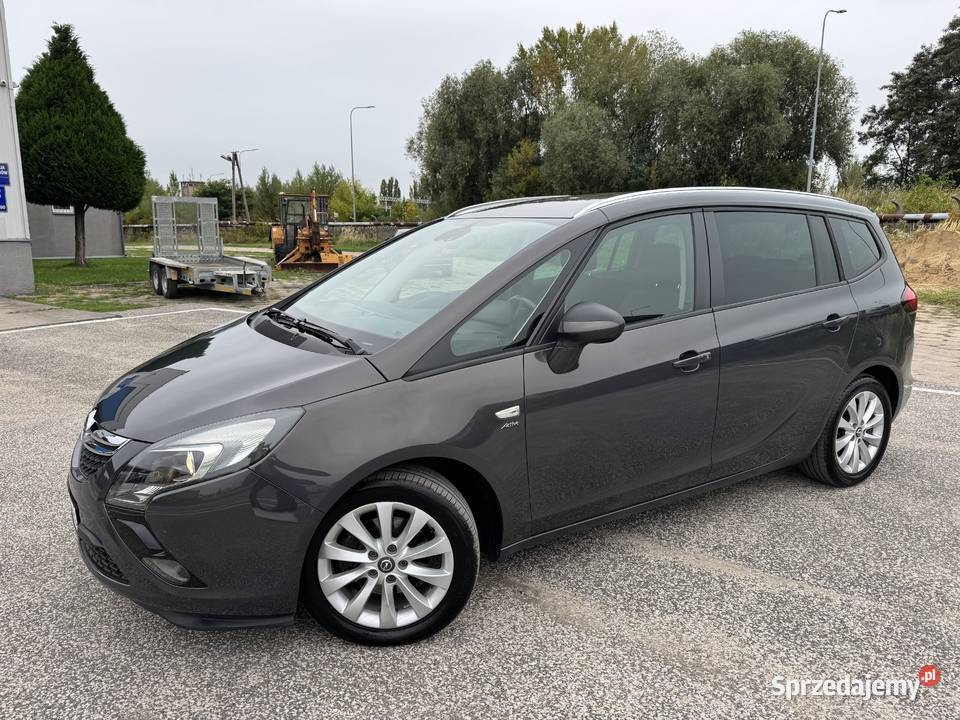 Opel Zafira 14 BENZYNA Klimatronik Nawigacja Samochody osobowe Konin sprzedam