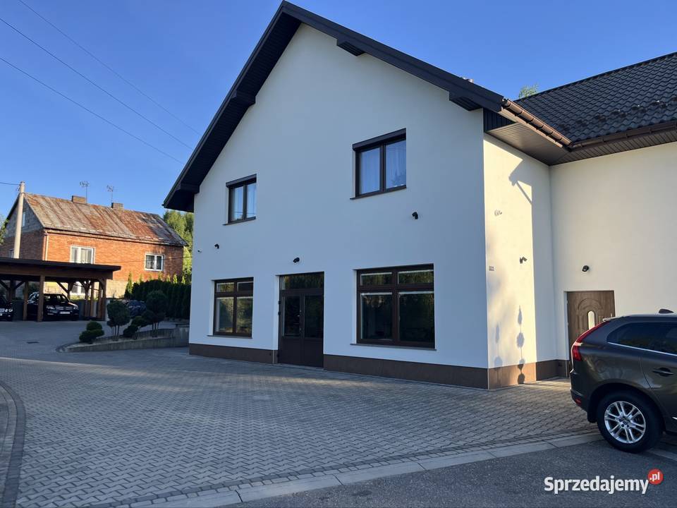 Sprzedam Budynek HandlowoUsługowy Ilość pomieszczeń 5 Biała Niżna