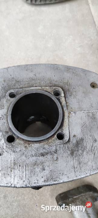 WSK 175 cylinder głowica kruciec Cylindry, głowice, pierścienie Tychy sprzedam