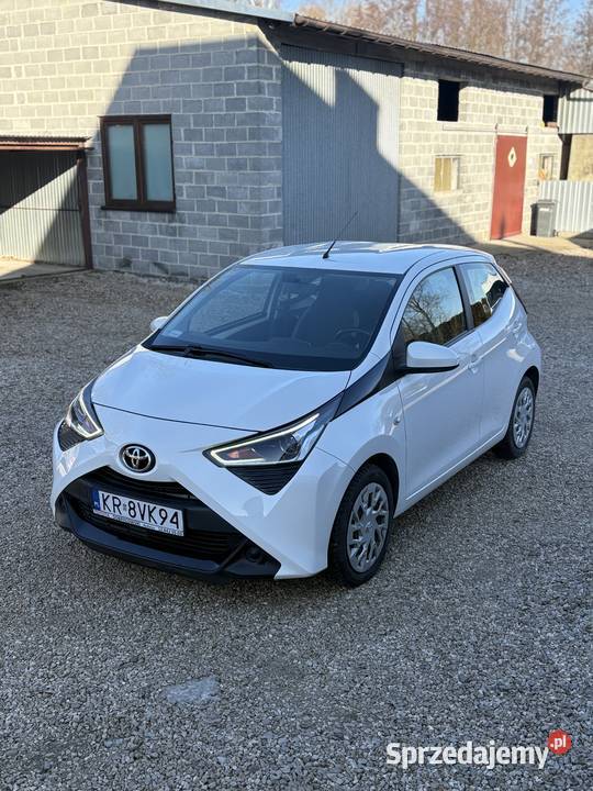 Toyota Aygo 10 VVTi Black Edition LPG 999cm3 Jędrzejów