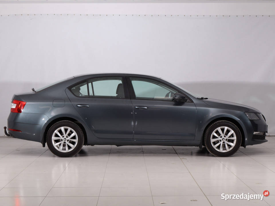 Skoda Octavia 14 TSI szary Octavia Piaseczno