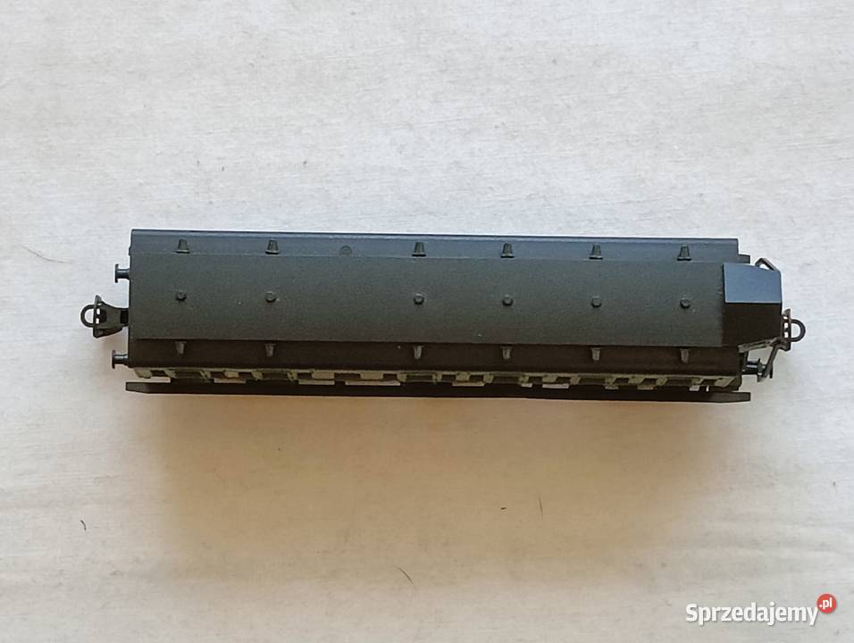 Wagon osobowy z budką 2 klasy DB 3osiowy TT 8 Modelarstwo Kraków sprzedam