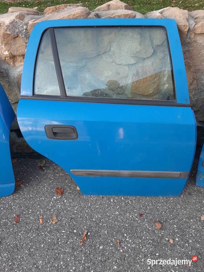 Komplet drzwi opel astra G combi małopolskie sprzedam