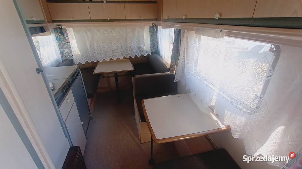 przyczepa kempingowa łóżka piętrowe campingowa Międzybrodzie Bialskie
