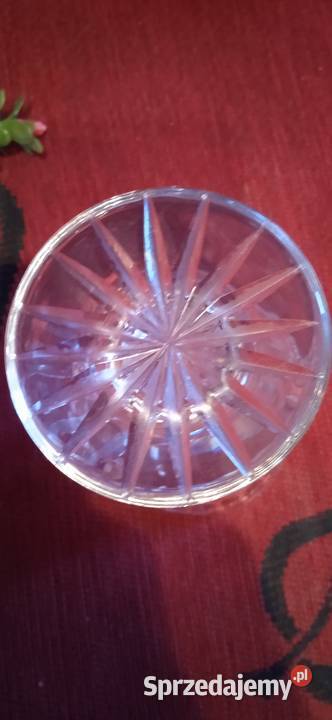 Piękne wazoniki z kryształu Świdnica