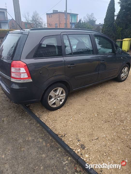 Opel Zafira 17 diesel Samochody osobowe Bychlew