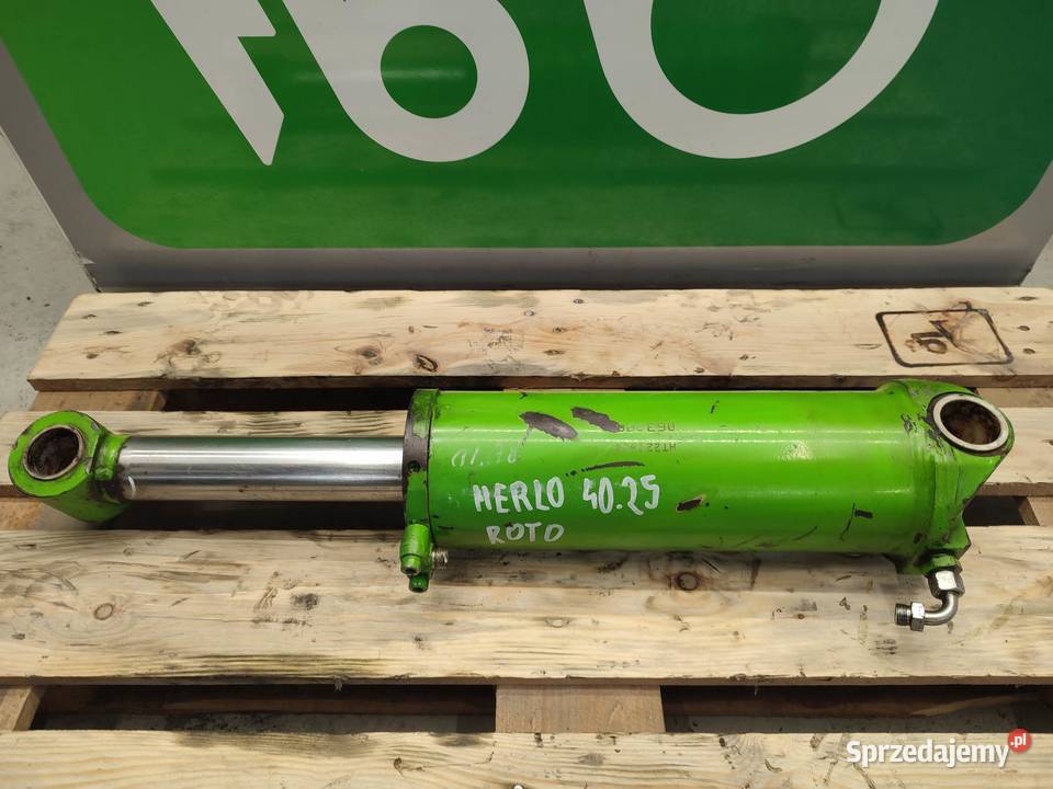 Siłownik poziomowania łyżki Merlo 4025 Roto