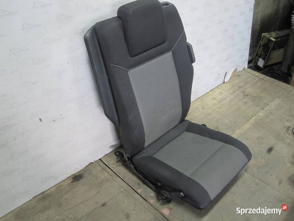 OPEL ZAFIRA B 12r fotele trzeci rząd tył