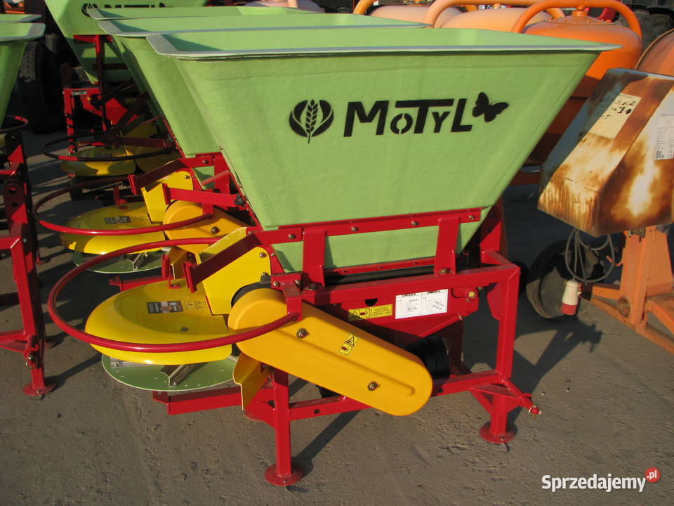 Rozsiewacze nawozów wapna jednotarczowy MOTYL łódzkie Opoczno