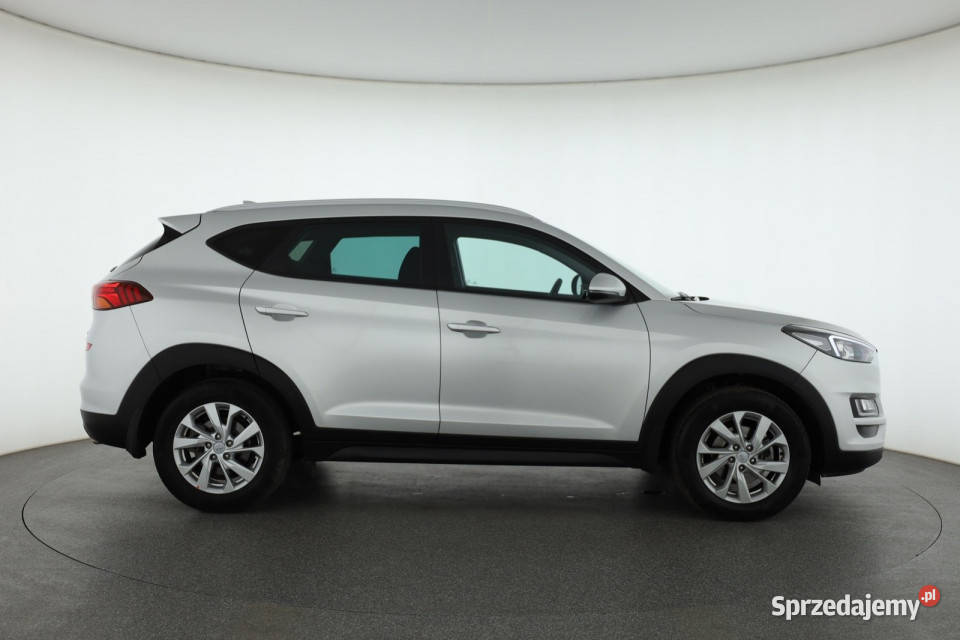 Hyundai Tucson 16 TGDI relingi dachowe