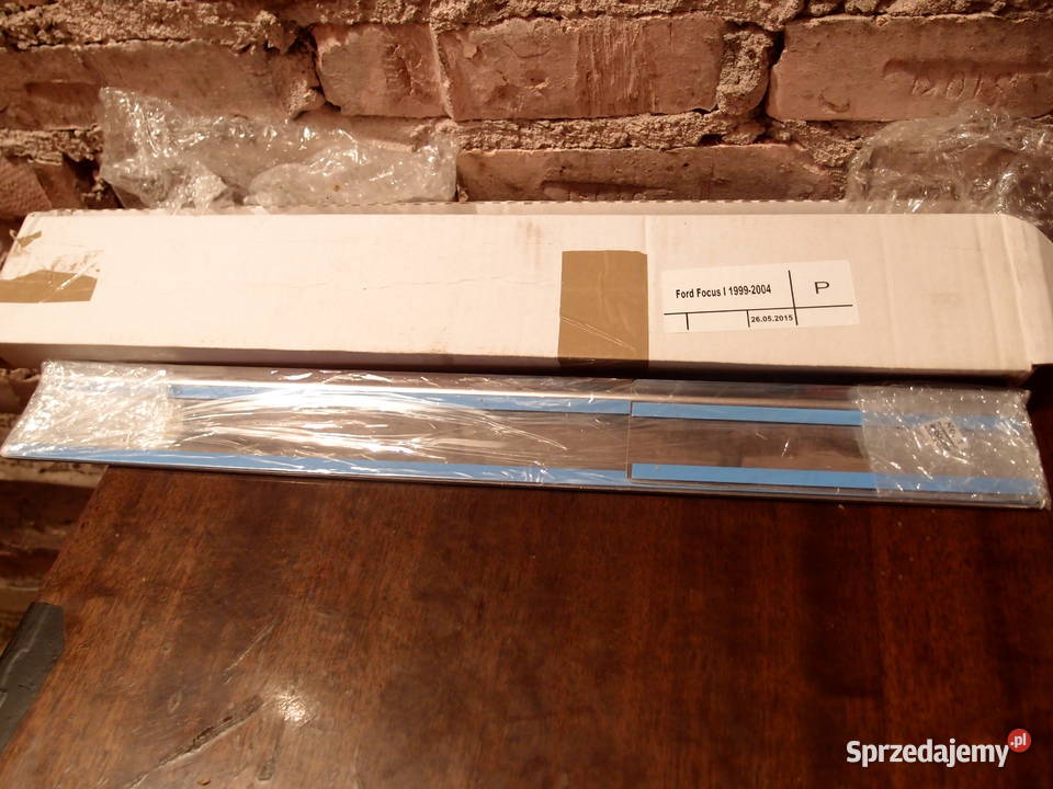 Komplet nakładki progowe Ford Focus mk1 992004 Łódź