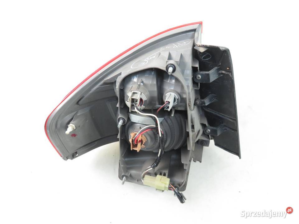LAMPA PRAWA TYLNA SUBARU LEGACY IV BL 2008