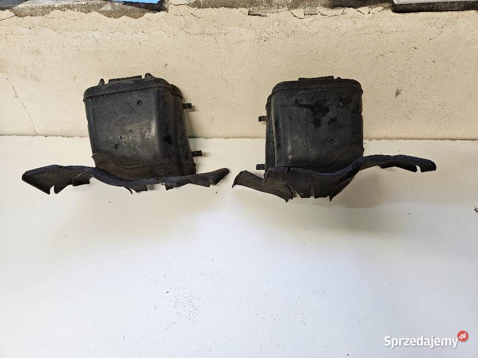 VOLVO XC60 II KIEROWNICA POWIETRZA LEWA 31353040 Międzychód