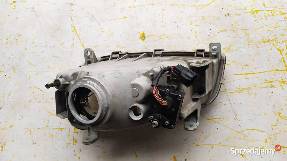 TOYOTA RAV4 RAV 4 1996 1997 LAMPA PRAWA Wrocław