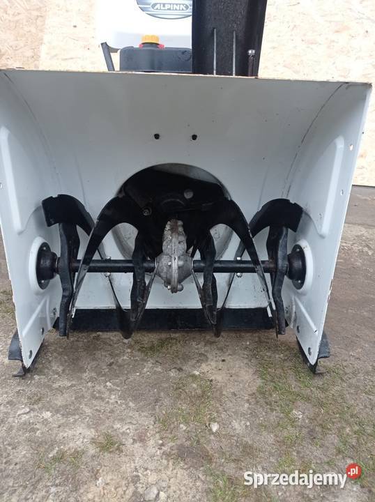 Odśnieżarka spalinowa Alpina Lubycza Królewska