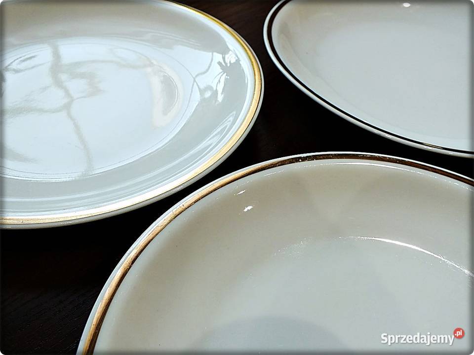 Talerz Talerzyk deserowy 19 Fabryka Porcelany beżowy