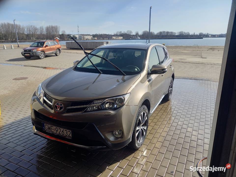 Toyota Rav4 Polski salon Rok produkcji 2014 Rumia sprzedam