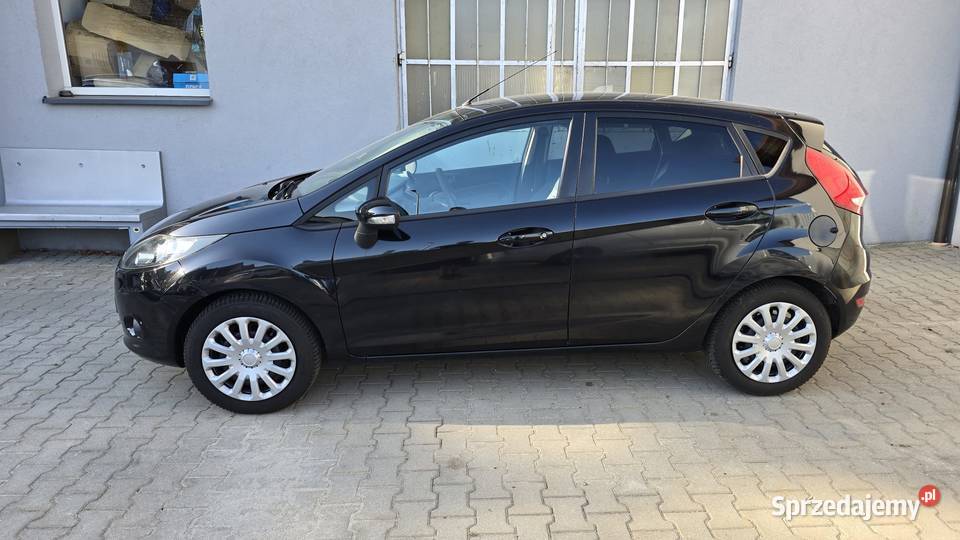 Ford Fiesta 125 Trend benzyna Nowy Świętów sprzedam
