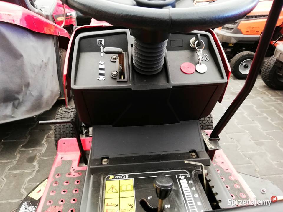 Traktorek ogrodowy kosiarka MTD 17 92 Kobiele Wielkie