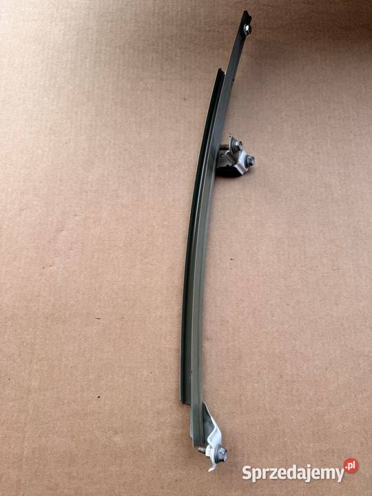 Prowadnica szyby prawy tył Toyota Yaris III 2333 Brzesko