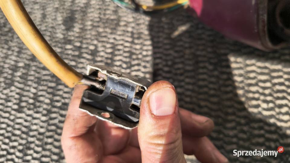 Lampa przód stacyjka oprawa żarówki WFM WSK podkarpackie Rzeszów sprzedam