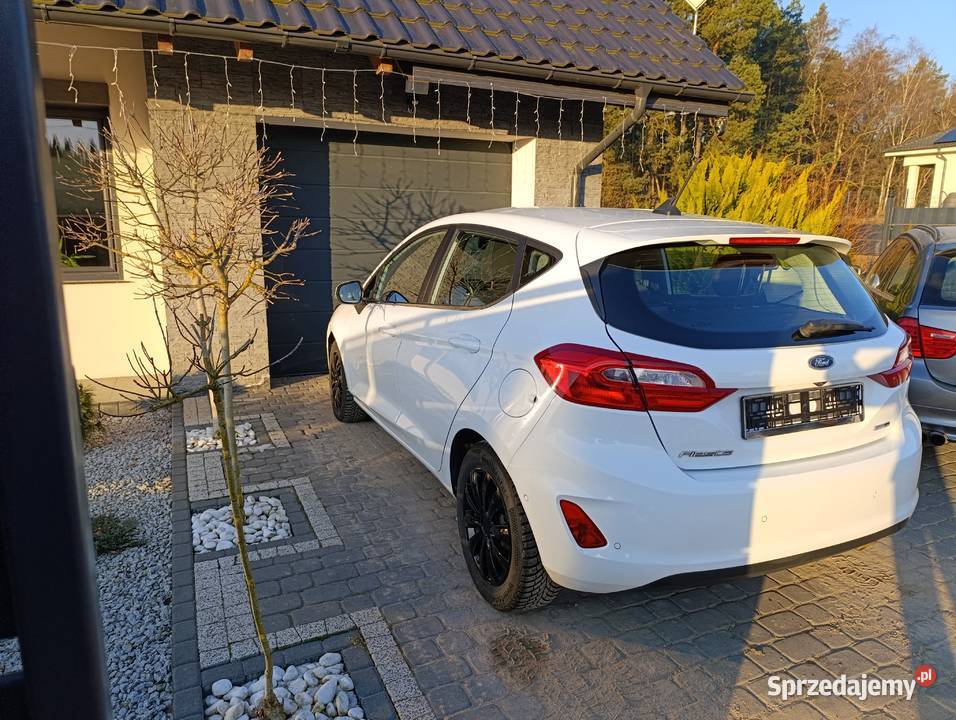 Ford Fiesta 10 EcoBoost Titanium 95 nieuszkodzony