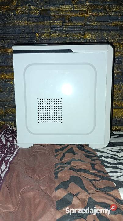 Komputer stacjonarny PC gamingowy 500 Gościejew