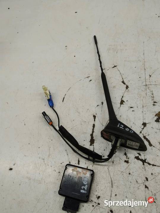 ANTENA KAROSERYJNA WZMACNIACZ KOMPLET Wyposażenie elektryczne