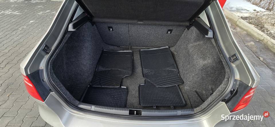 Seat Toledo 167 Grzane Fotele PDC Alu Opony Lato Rok produkcji 2013 Lublin