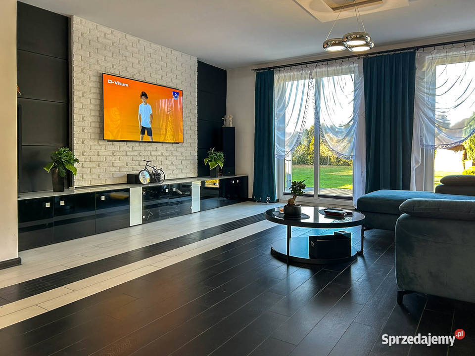 Dom 245 m Magazyny 281 m Pabianic balkon