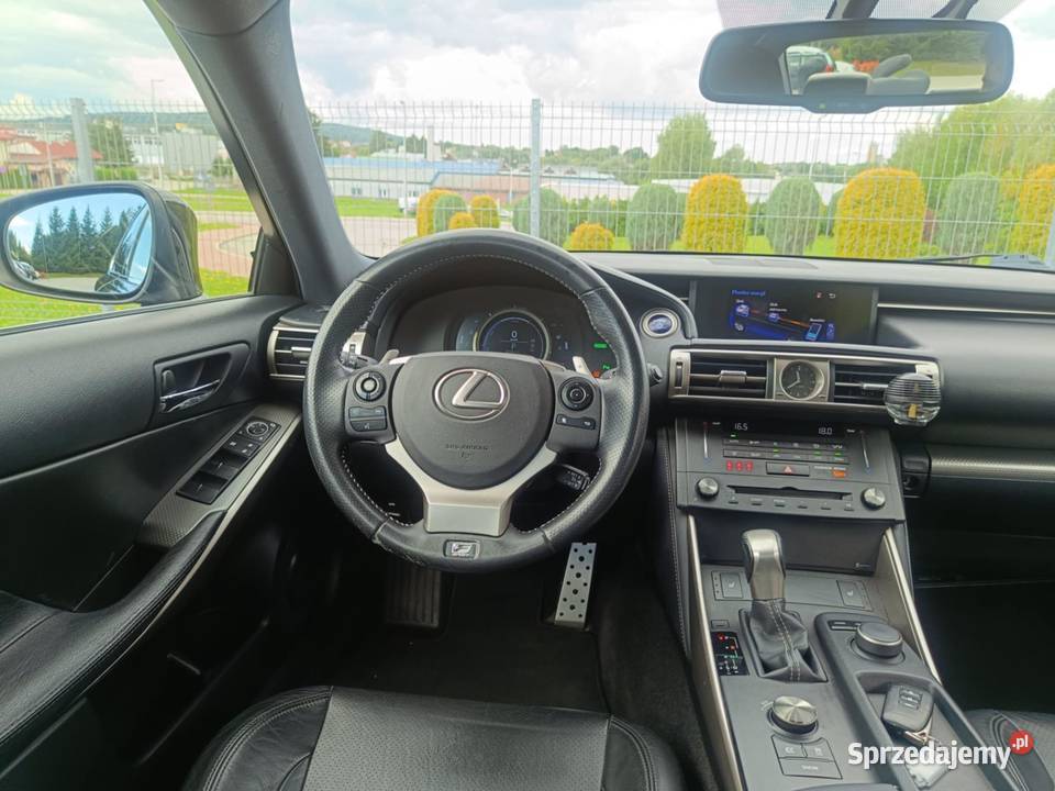 Lexus IS III Sedan 300h 223 FSport HYBRID możliwa zamiana sprzedam
