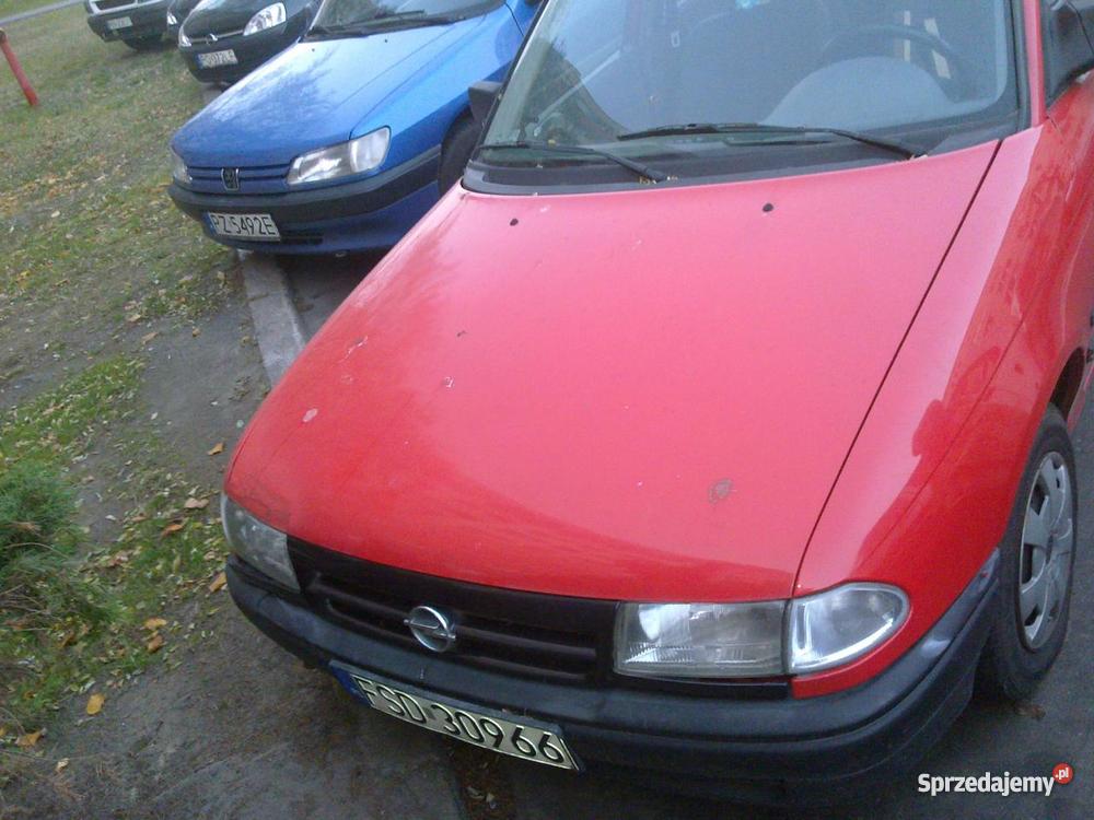 Opel Astra F KAT sedan 9293 1400 B Poznań