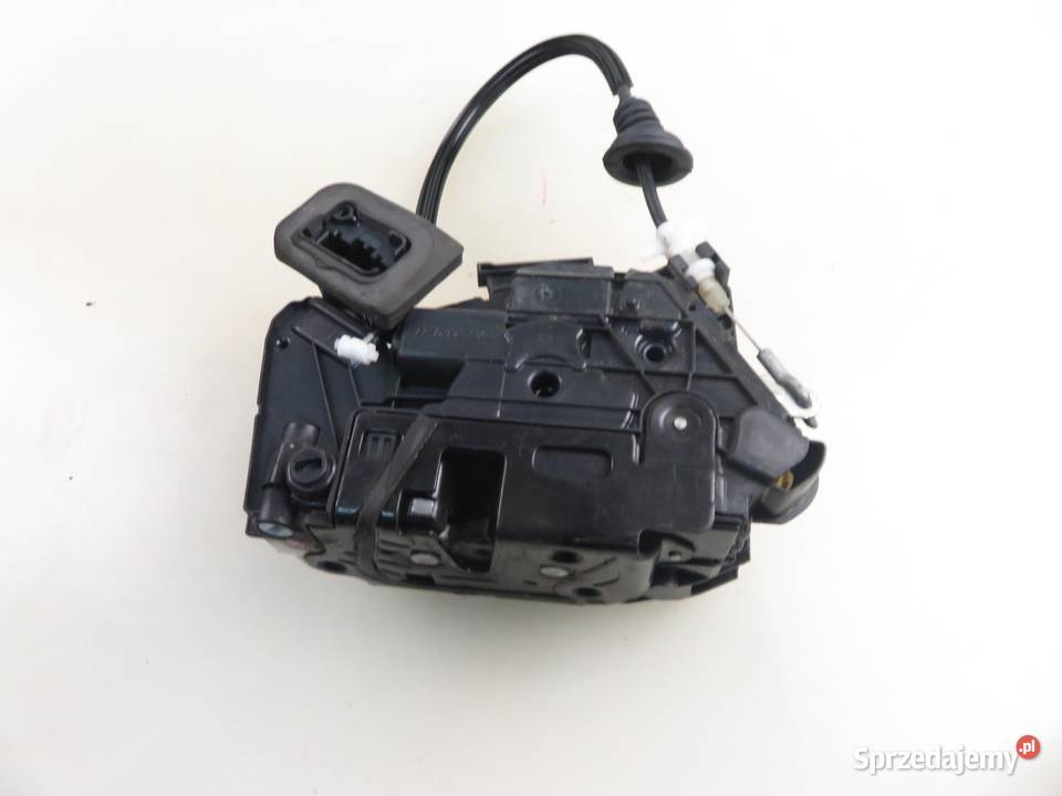 ZAMEK LEWY TYLNY VW JETTA IV 5K4839015R