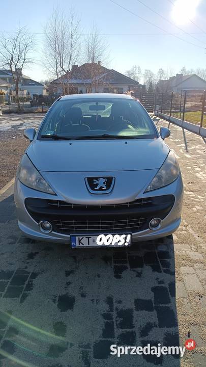 Peugeot 207 16 Hdi srebrny Wymieniony rozrząd 90KM Tarnów sprzedam