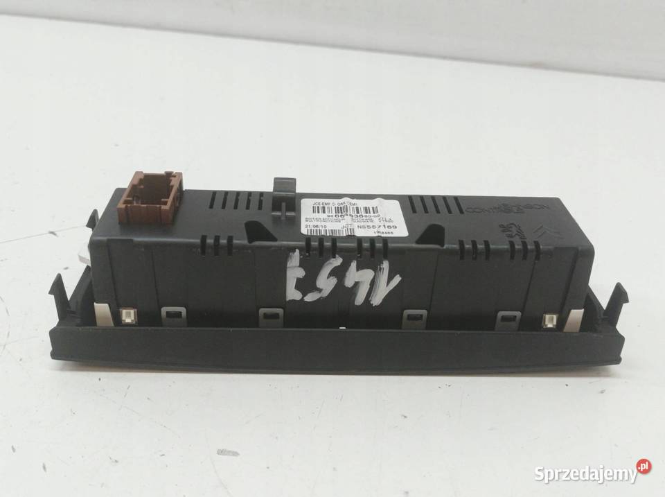 WYŚWIETLACZ 9666483680 Peugeot 3008 I 20092016 osobowe