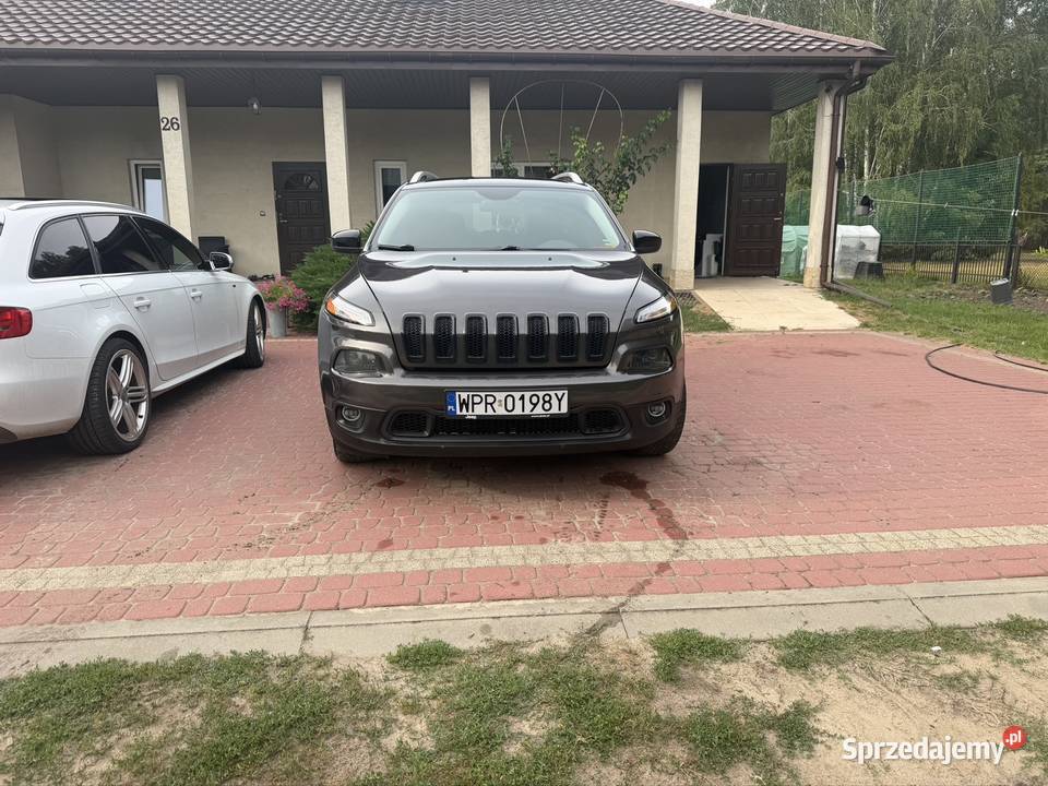 Sprzedam Jeep Cherokee 32 benzyna 2015 gniazdo AUX Mariew
