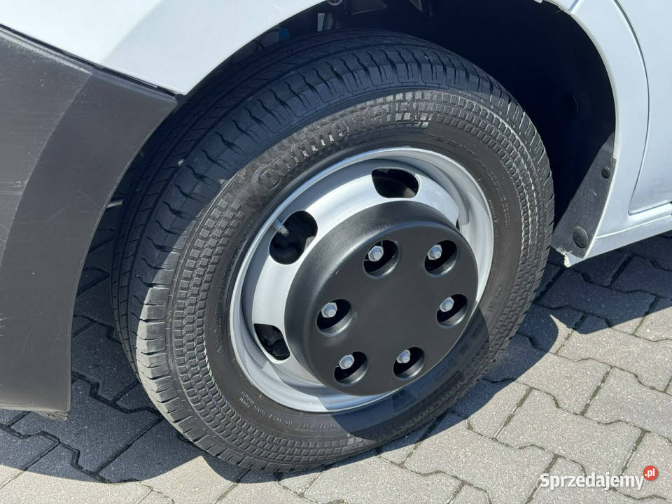 Renault Master 7 Osób Brygadówka DOKA Zabudowa pełny VAT świętokrzyskie Widełki