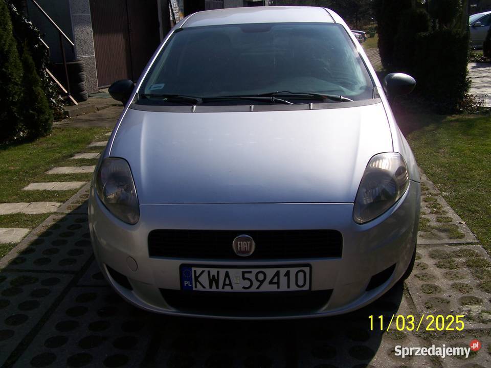 Grande Punto 13 JTD 75 klima kamera cofania garażowany Grande Punto