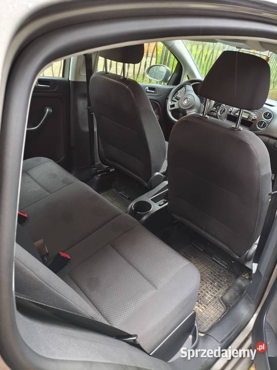 Sprzedam samochód osobowy Rok produkcji 2010