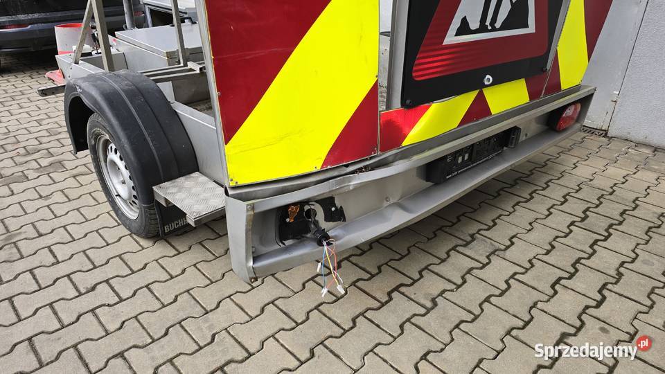 Humbaur Buchhaus RMS 3000 LED Ostrzegawcza 2017r Nowy Świętów