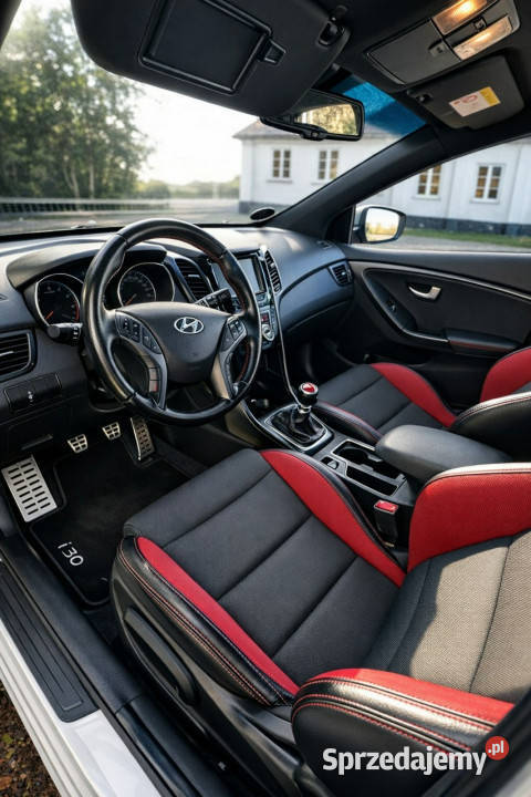 Hyundai i30 II 2012 2016 4/5 Sadlno