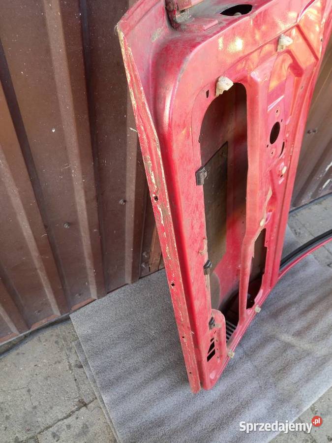 VW Polo 2 przednie prawe drzwi Bukownica