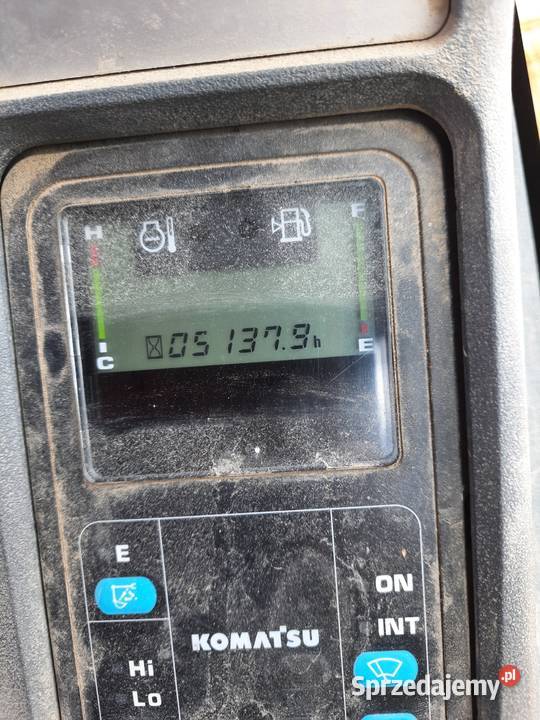 Komatsu PC88MR dodatkowo łyżki i pług Lwowiec