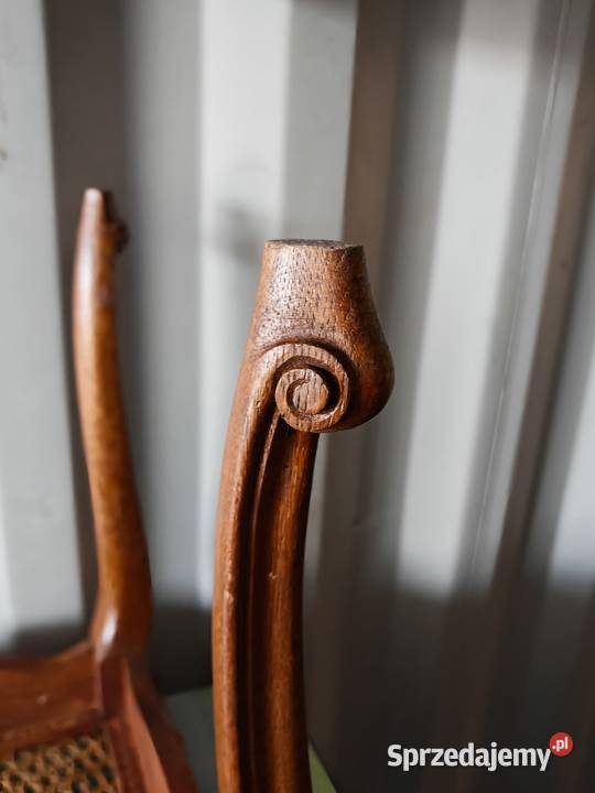 Stolik kawowy z rafią ludwik