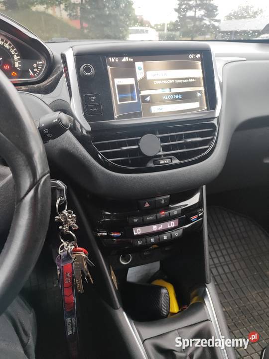 Peugeot 208 Pszczyna