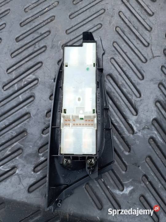 Panel sterowania szybami lewy przód nissan Szczecin