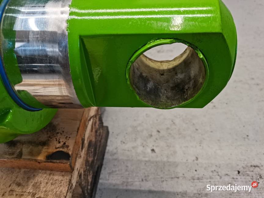 Merlo 3012 Siłownik podnoszenia ramienia Wilkowo