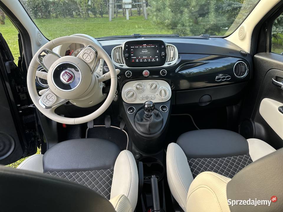 Ekonomiczny Fiat 500 10 Hybrid Dolcevita 2021 r nieuszkodzony Wodzisław Śląski